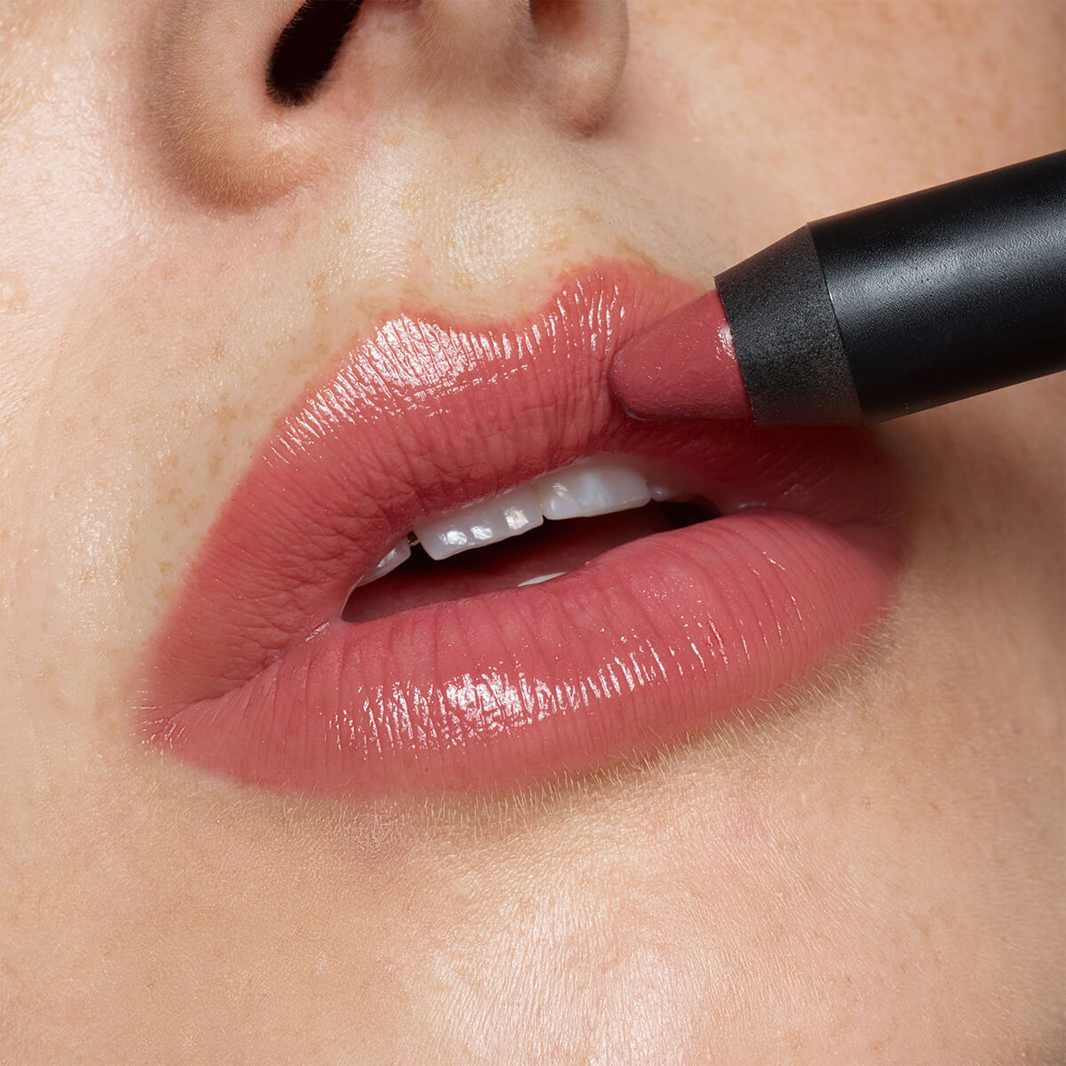 GEL COLOR LIP + CHEEK BALM